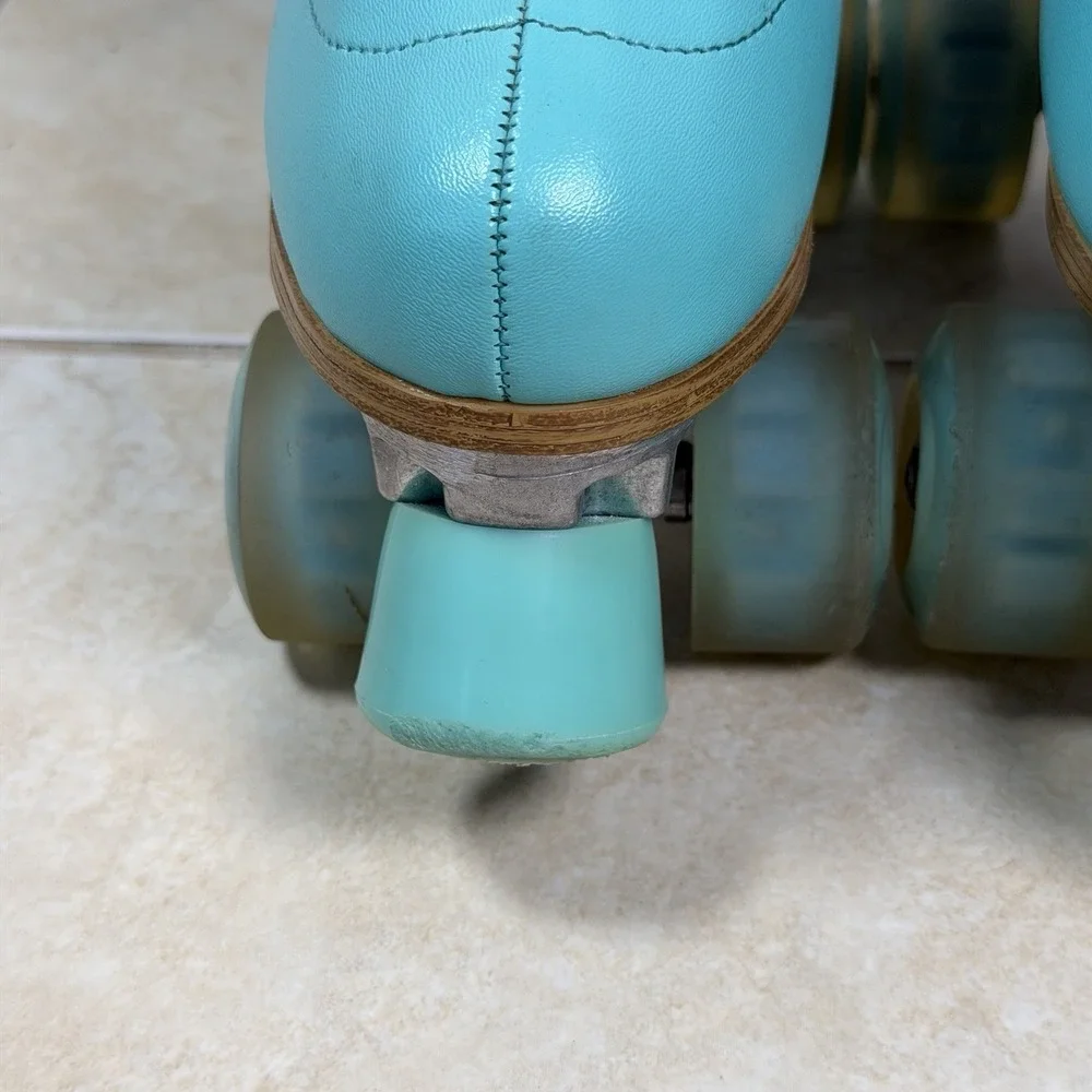Impala Rollerskates Sidewalk Aqua Pink Quad Roller Skates Women's Size 7 EU 38
